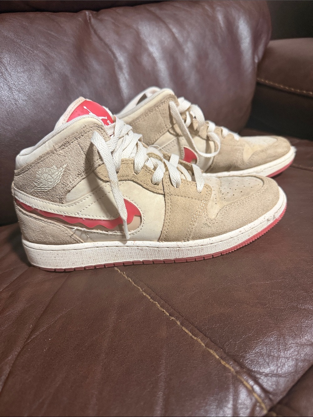 Boys 4.5- Jordan Mid-Top Sneakers in Beige and Red Accent